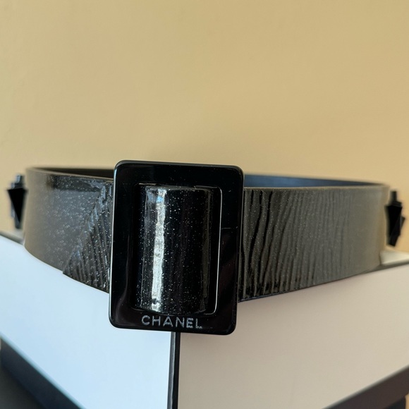 CHANEL Spring/Summer 2008 black Patent Glitter leather layered bow waist… - Picture 3 of 13